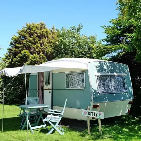 Kitty Unique 60s Caravan Set In Pretty Garden Holiday home